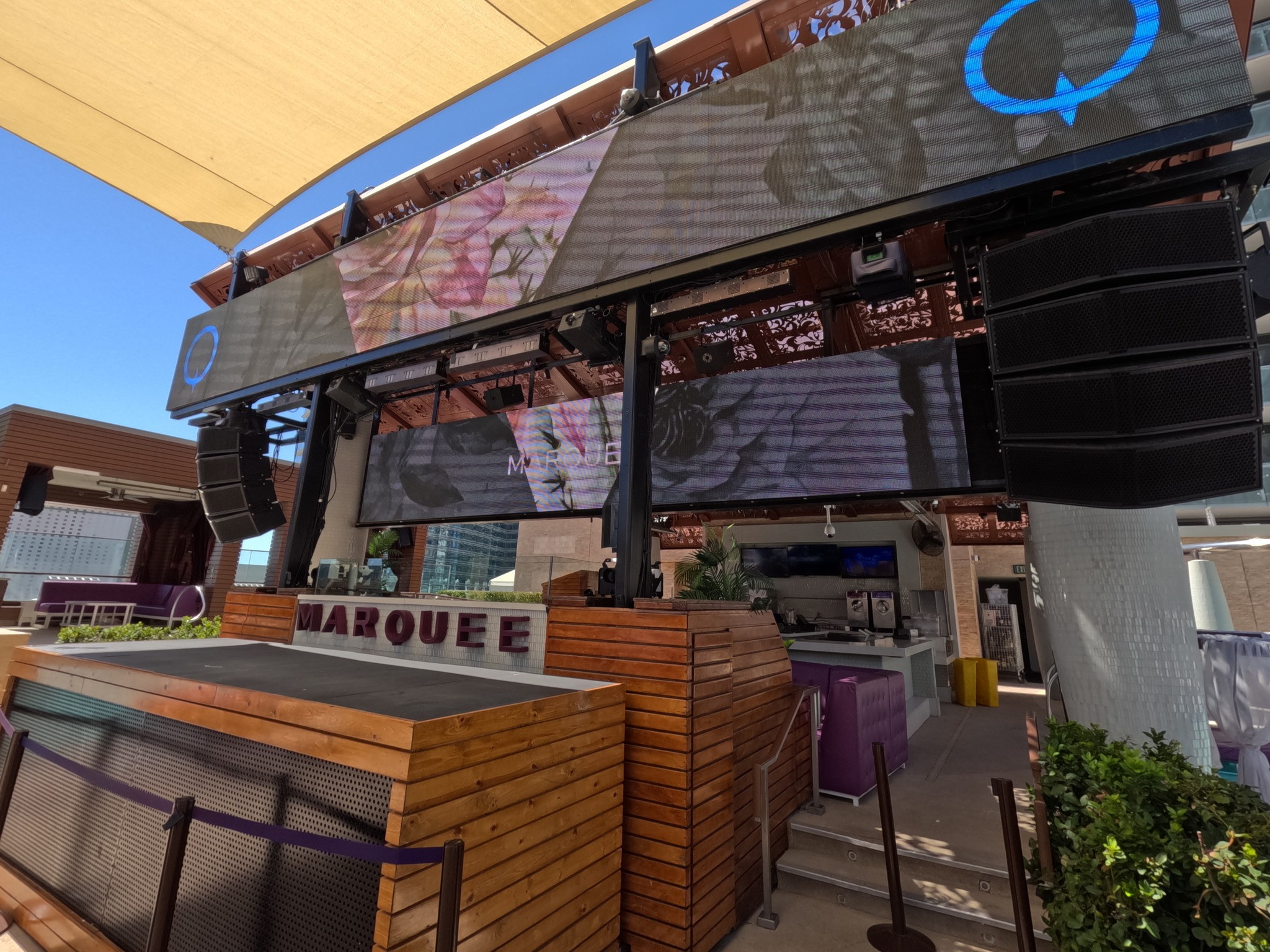 Marquee 1