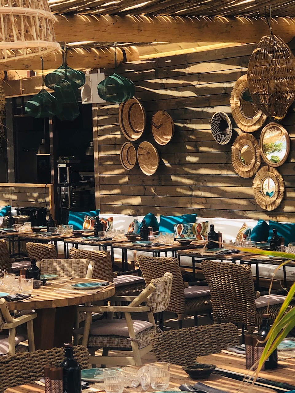 22C299CE 3E94 4B2C AAAF 6EF46E5FEF9F